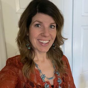 Hi!! Meet Me! So excited to start posting! I have a walk-in closest full!